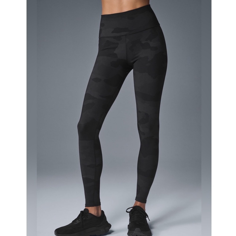 Alo‎ Yoga High Waist Vapor Legging W5703R Dark Green Camouflage Women Medium